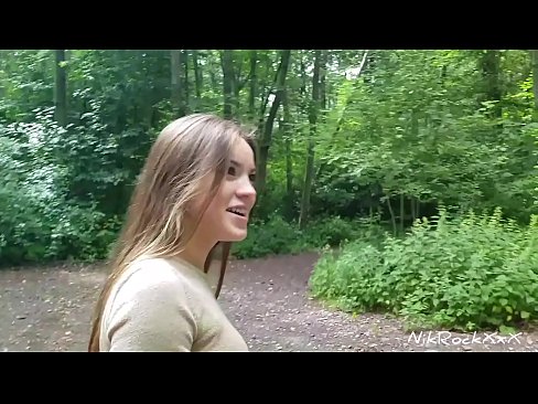 ❤️ Sugeri à Evelina que fodêssemos num lugar público! Ela disse que sim. Depois fodi-a no cu e ejaculei na sua boca. Depois ela mijou-se a si própria. ❤❌ Porno real em nós ❤