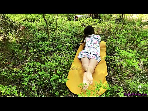 ❤️ Estranho na Tinder Masturba-me a rata e fode apaixonadamente na floresta ❤❌ Porno real em nós ❤